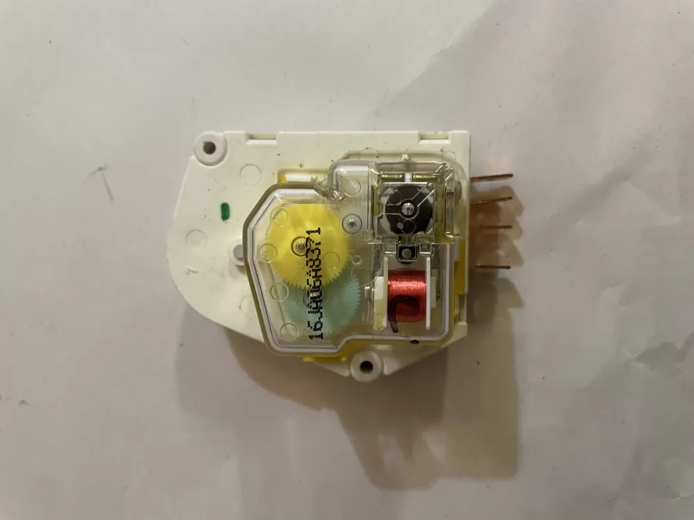 Whirlpool Kenmore W10822278 Refrigerator Defrost Timer AZ151701 | KM1972