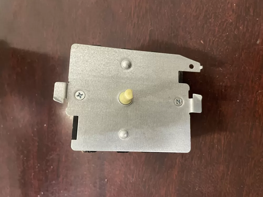GE 212D1233P012 WE4M364 Dryer Timer AZ45642 | KM1555