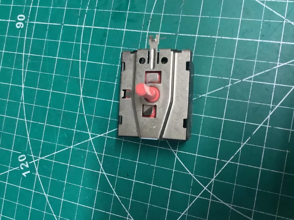 GE 212D1095P004 Dryer Start Switch AZ201506 | SL176