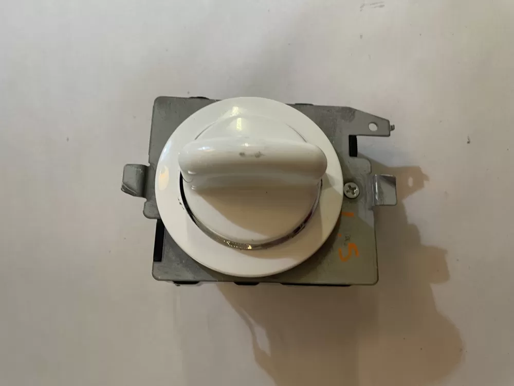 GE 572D520P033 WE4M334 Dryer Timer AZ148202 | KM2459