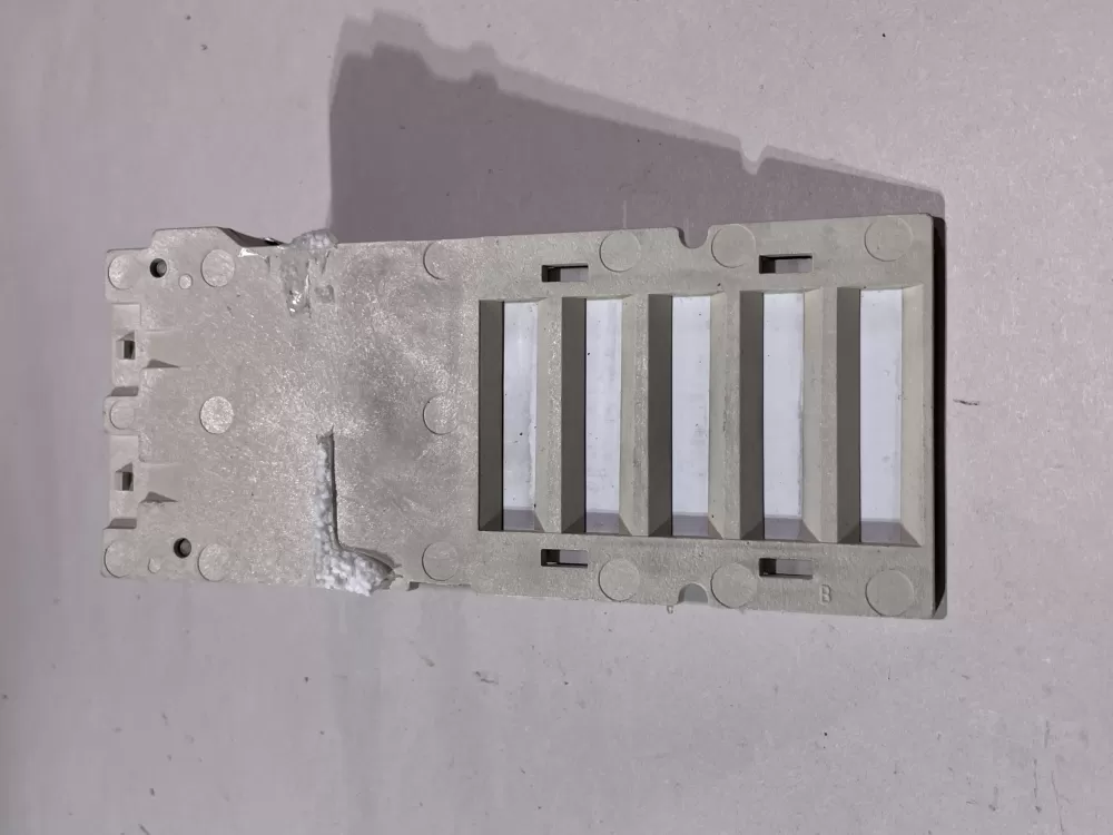 Whirlpool 2203079 Refrigerator Air Damper Diffuser AZ143911 | Wm2419
