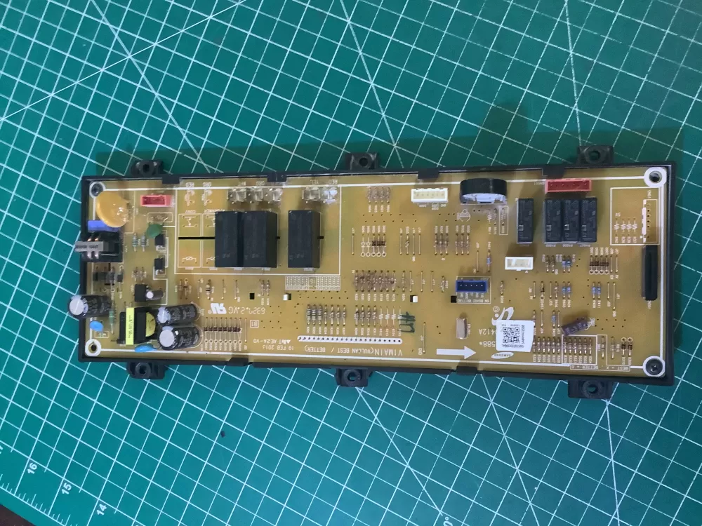Samsung AP5917358 DE92 02588J Oven Range Control Board AZ192513 | AR243