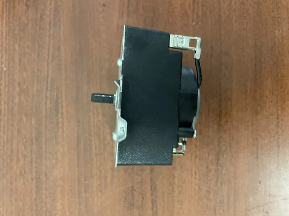 Hotpoint General Electric WE4M364 WE4M533 PS8690648 Dryer Timer AZ43941 | KM966