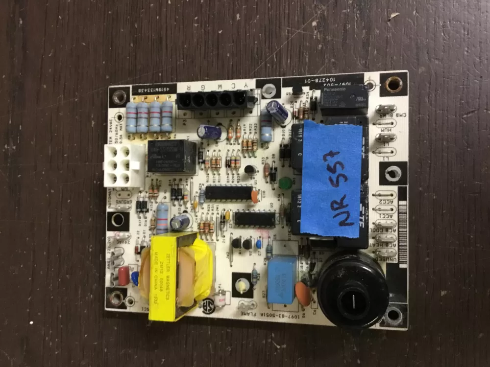 Lennox 1097-83-5051A Furnace Control Board Oem AZ14839 | NR557