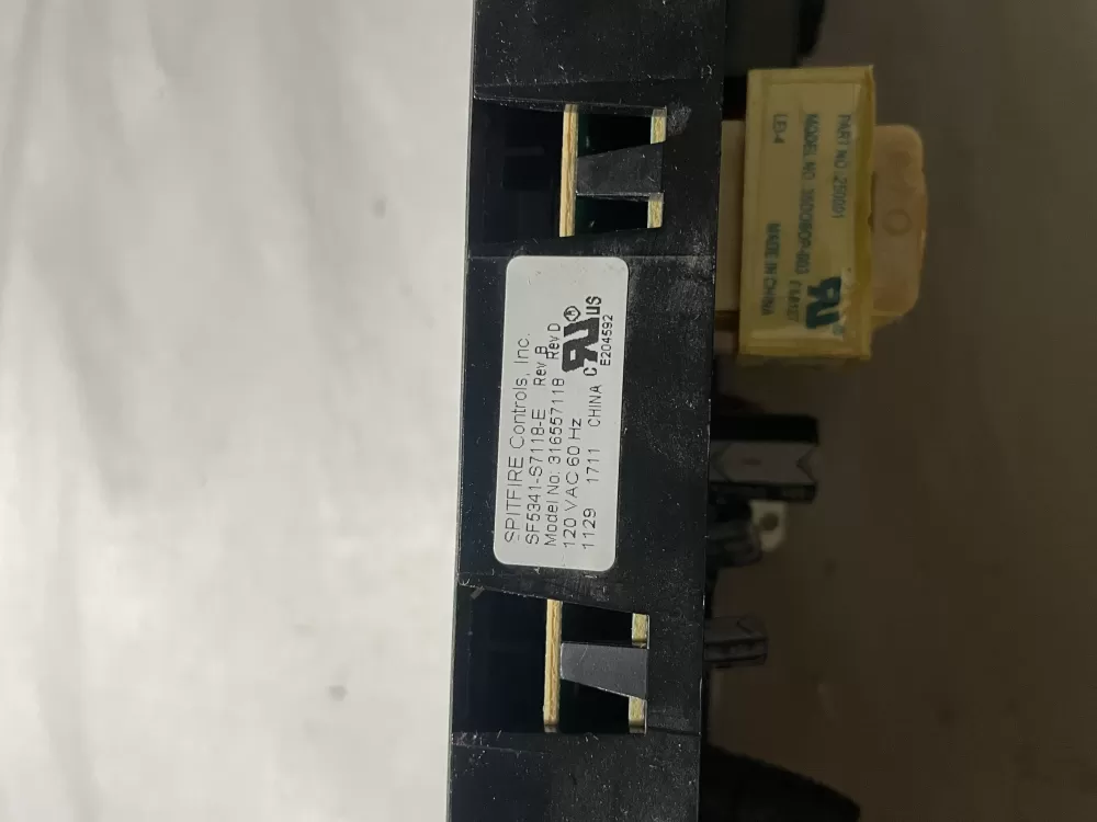 Kenmore 316418208 SF5311-S8208 Range Oven Control Board AZ198905 | Wm2771