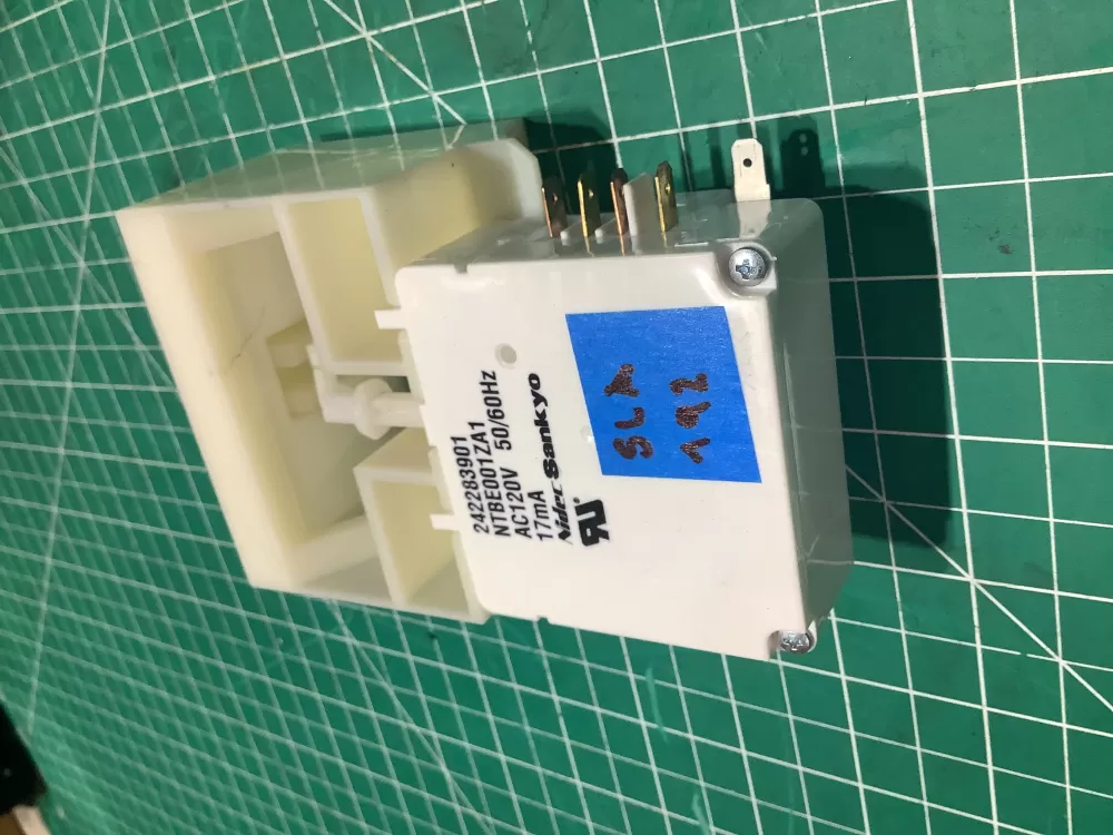 Frigidaire 242283901 Refrigerator Damper Motor Assembly