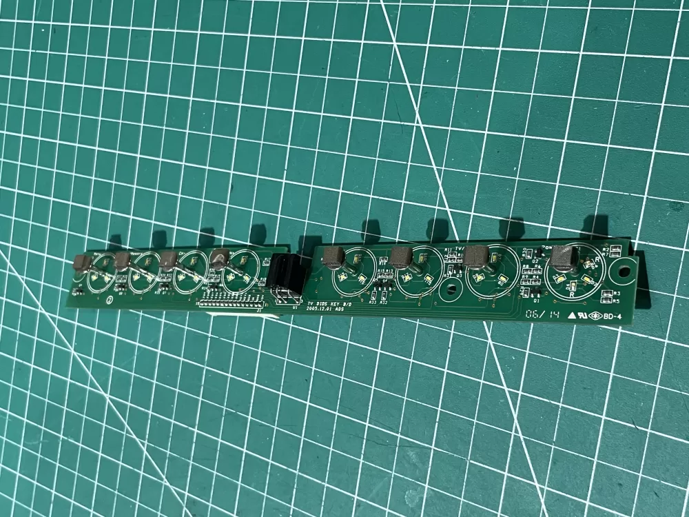 LG Model Refrigerator HD LCD TV WeatherPlus Information Center AZ190045 | Wm802