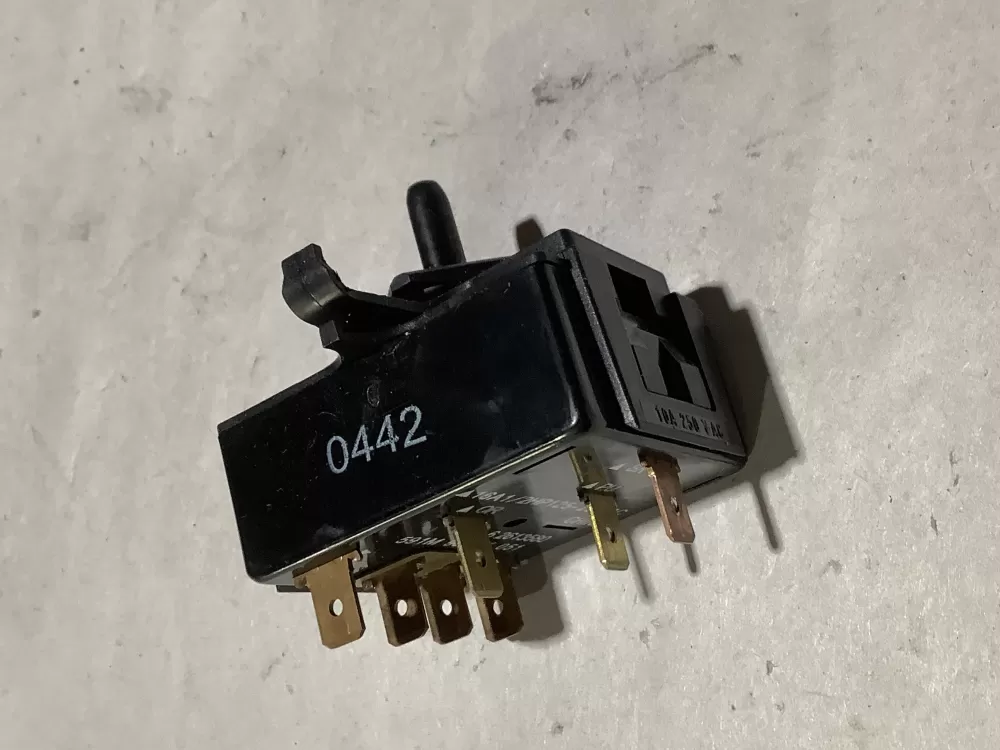 Maytag 22004004 Washer Switch AZ121240 | Sl214