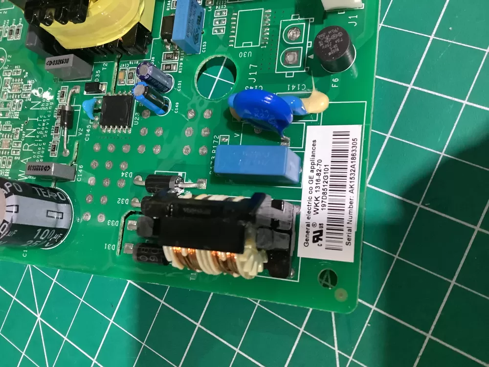 GE LG 197D8512G101 70213160101GA Refrigerator Control Board AZ129920 | NR1875