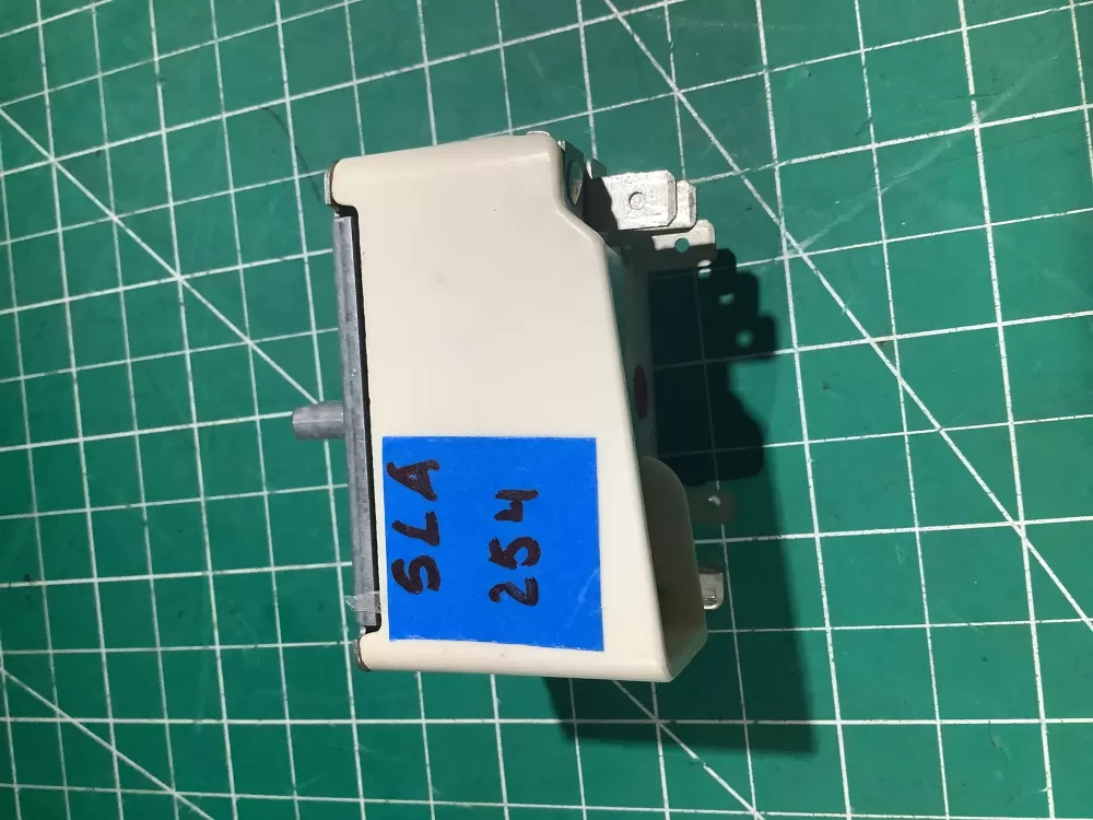 GE Hotpoint Kenmore 191D5452P001 Range Switch AZ136323 | SL254