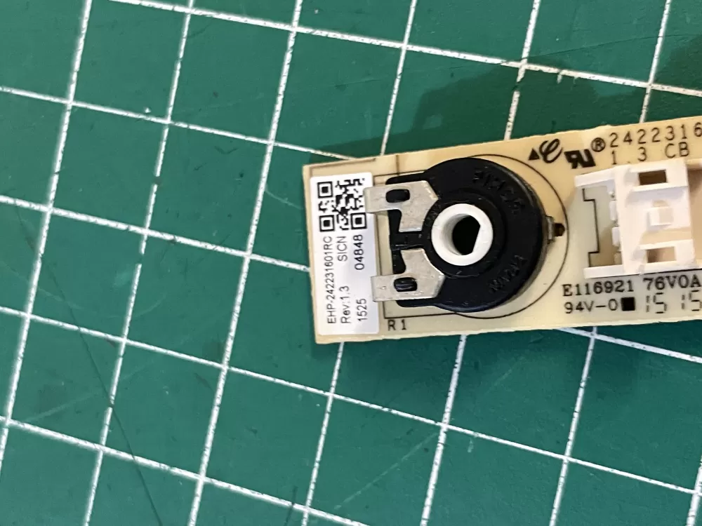 Frigidaire Kenmore AP6037540 Refrigerator Control Board AZ209467 | Wm2058