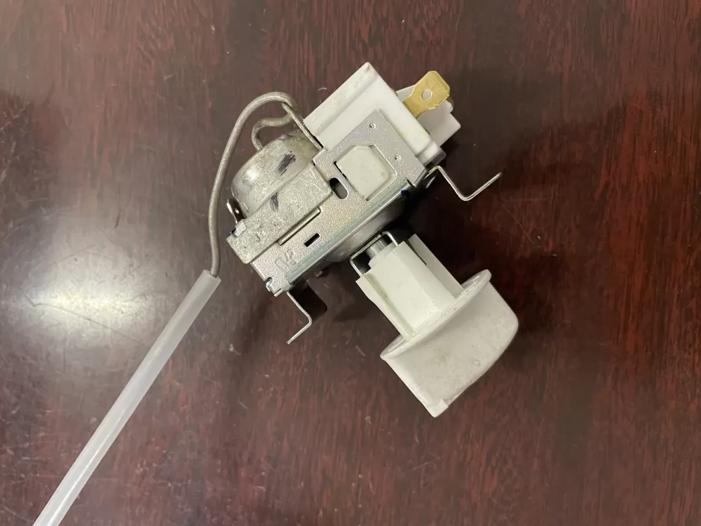Kenmore Amana AP6022511 Refrigerator Thermostat AZ36127 | KM148
