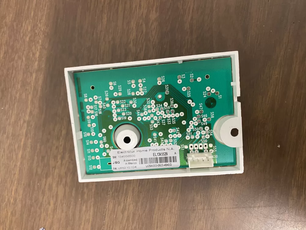 Electrolux EL1345529 A 1345529A Washer Control Board AZ28247 | BK295