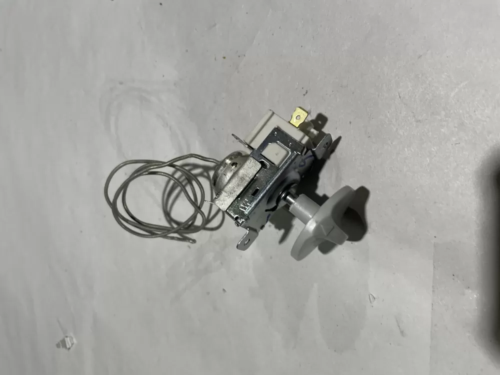 Electric Refrigerator Thermostat Control W10273879 AZ152070 | Wm853