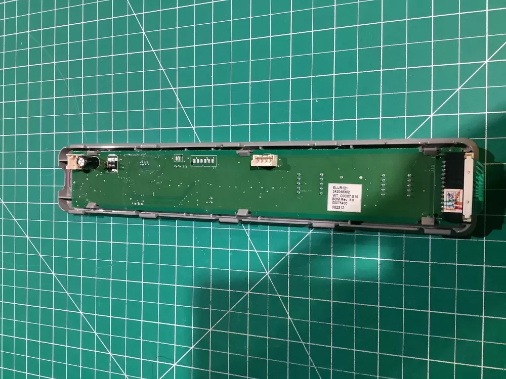 Frigidaire Kenmore 242048302 Refrigerator Control Board AZ141695 | NR1087