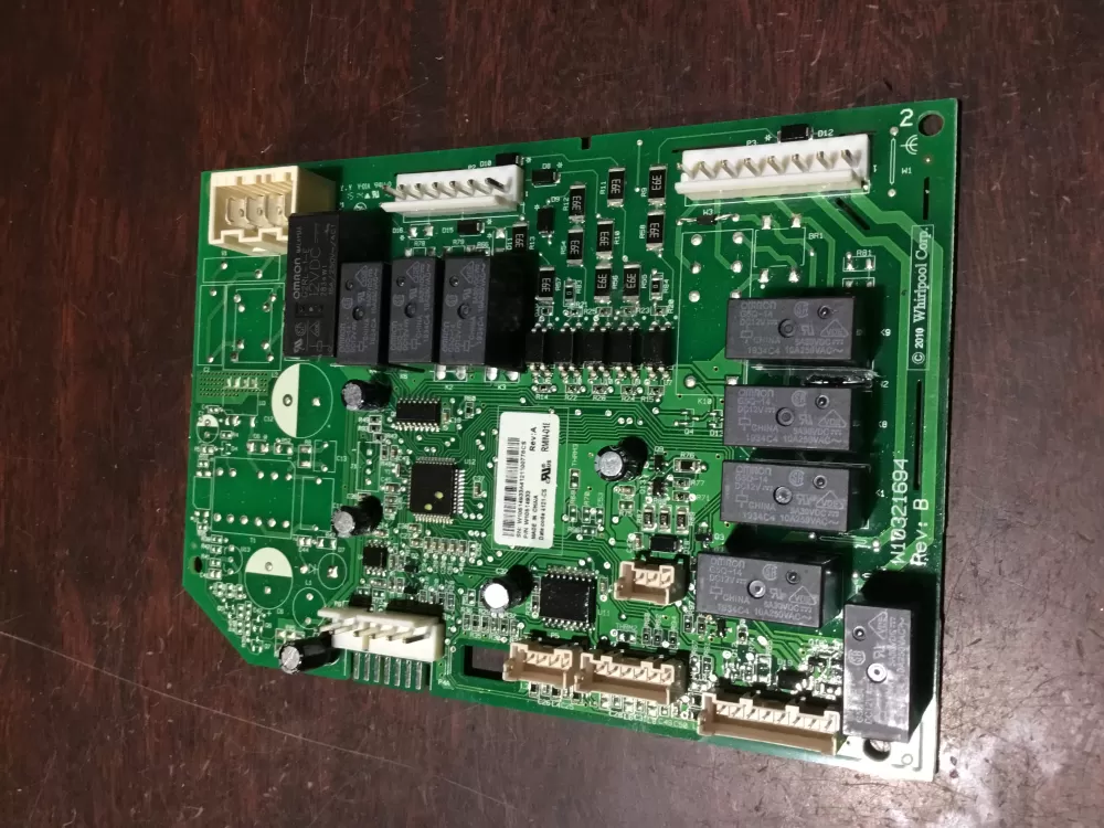 Maytag KitchenAid Jenn-Air Refrigerator Control Board AZ70719 | NR1382