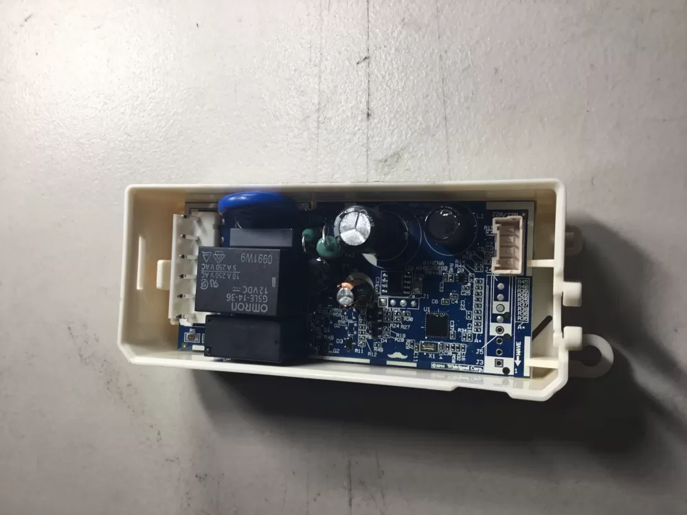 Whirlpool Maytag W11613574 W11476563 Refrigerator Control Board AZ40320 | NR64
