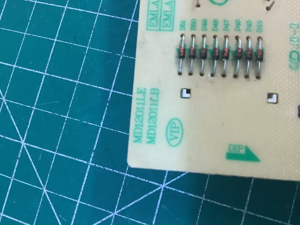 Midea Kenmore MD12011LE EMLAA9L-S1-K Microwave Control Board AZ200489 | NR2796