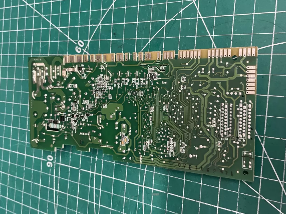 Whirlpool dishwasher control board  747158-13.  AZ203901 | Wm2173