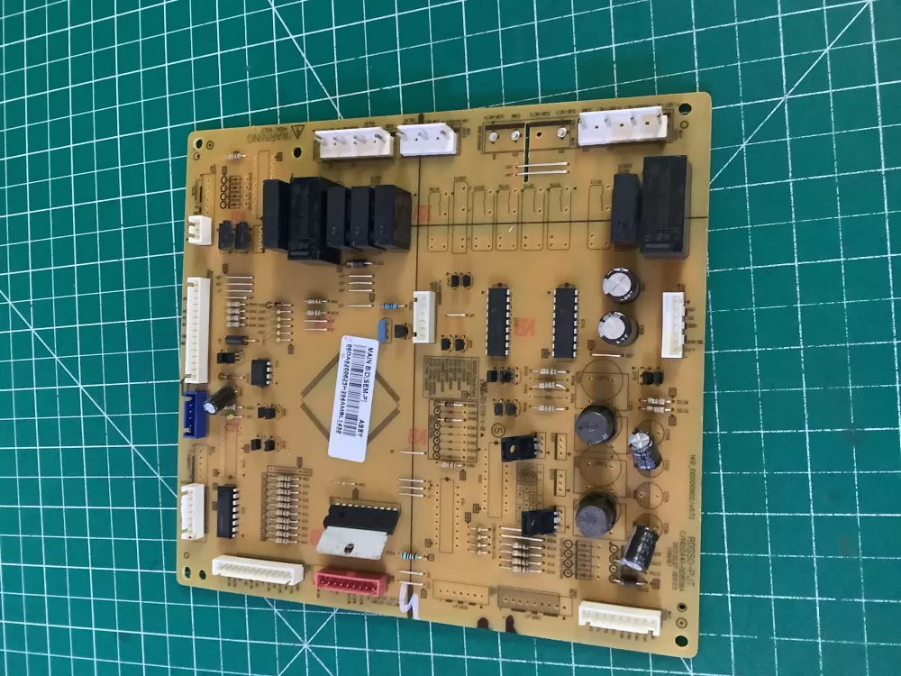 Samsung DA92 00625H Refrigerator Control Board AZ208626 | NR90