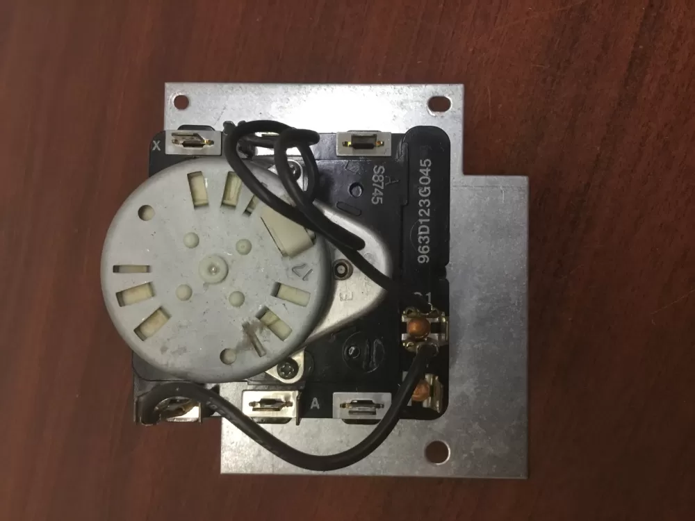 GE 963D123G045 Dryer Timer AZ30624 | NR880