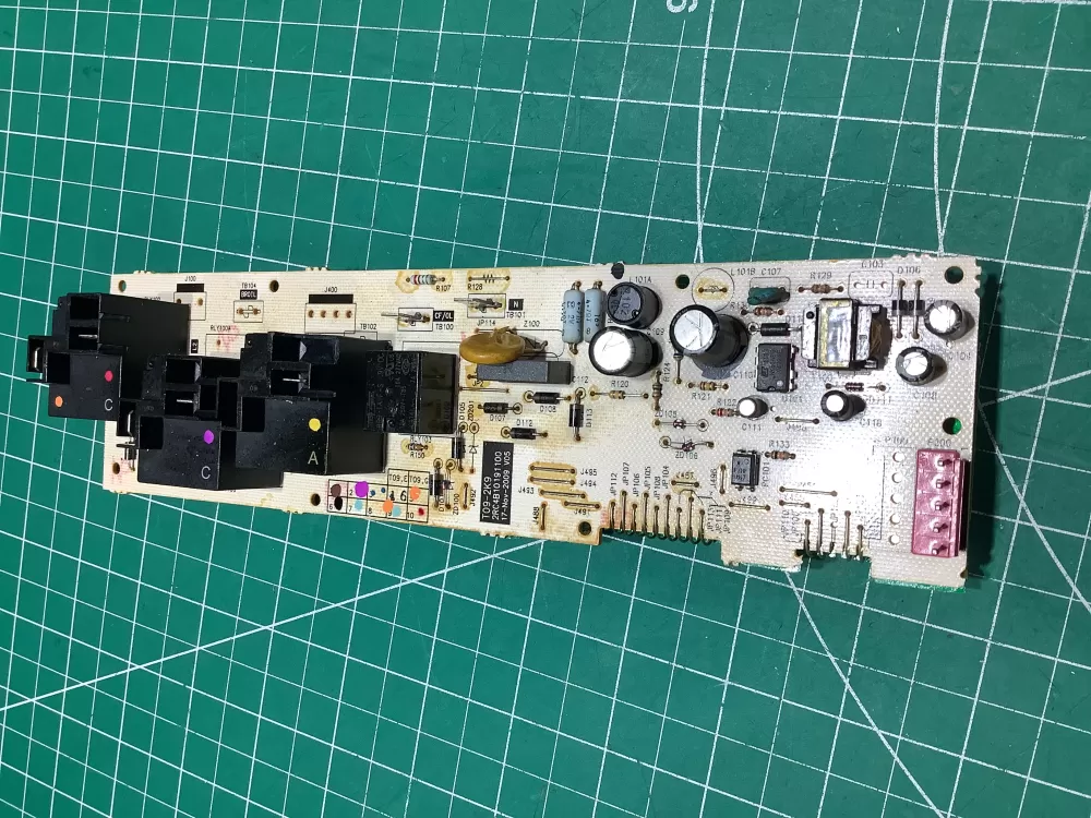 GE 2RC4B10191100 T09-2K9 Oven Control Board