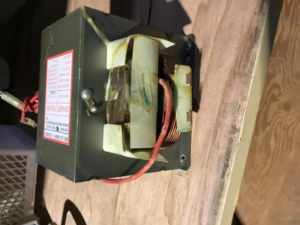 Panasonic  Haier  Kenmore E306927   E306921  MD-101ABR-1 Microwave Transformer