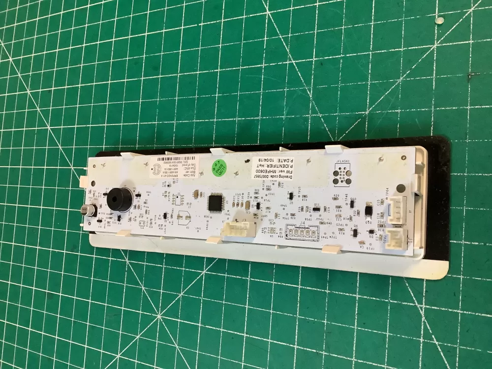 Frigidaire A06113601 Refrigerator Control Board AZ215656 | NR218