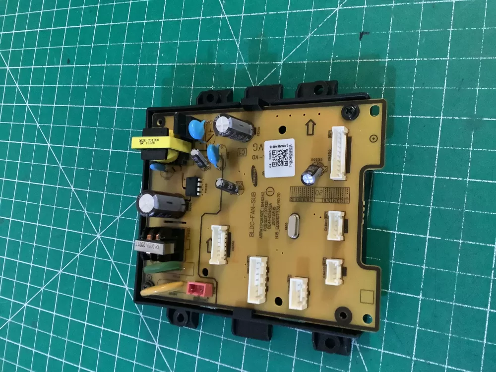 Samsung DE92-03963A Range Control Board Pcb Assembly AZ213215 | NR99