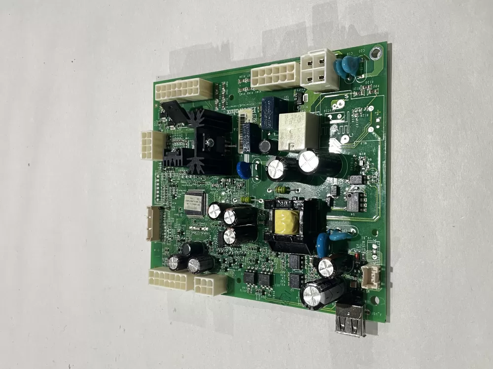 Electrolux Frigidaire 242115341 Refrigerator Control Board AZ175083 | Wm587