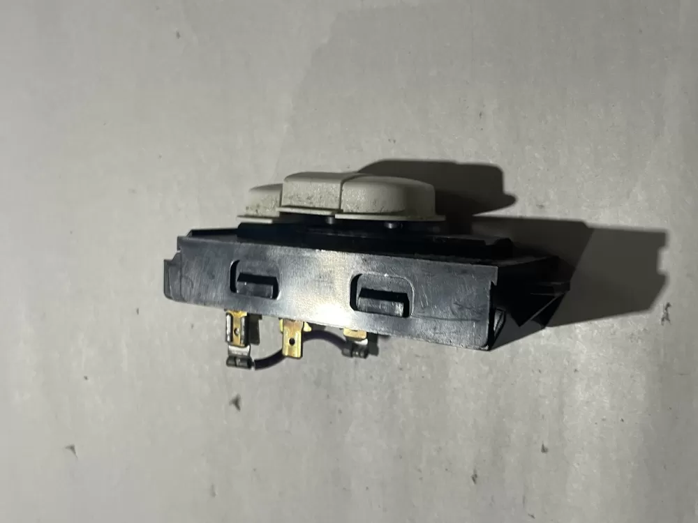 Maytag  Whirlpool 62093510 Washer Button Switch