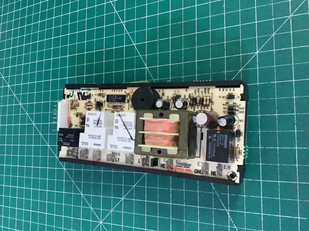 Frigidaire 100 753 00 70 Range Oven Control Board Illumination AZ198714 | NR2769