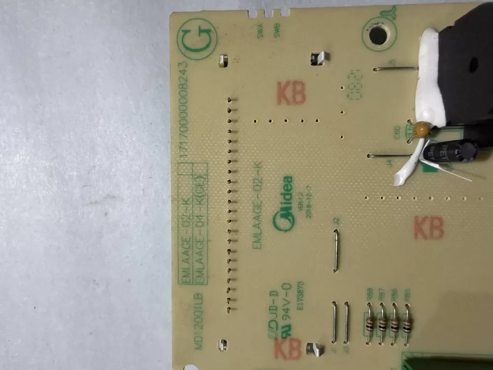 GE MD12001LB EMLAAGE-04-K 17170000008243 Microwave Control # AZ225738 | KM2656