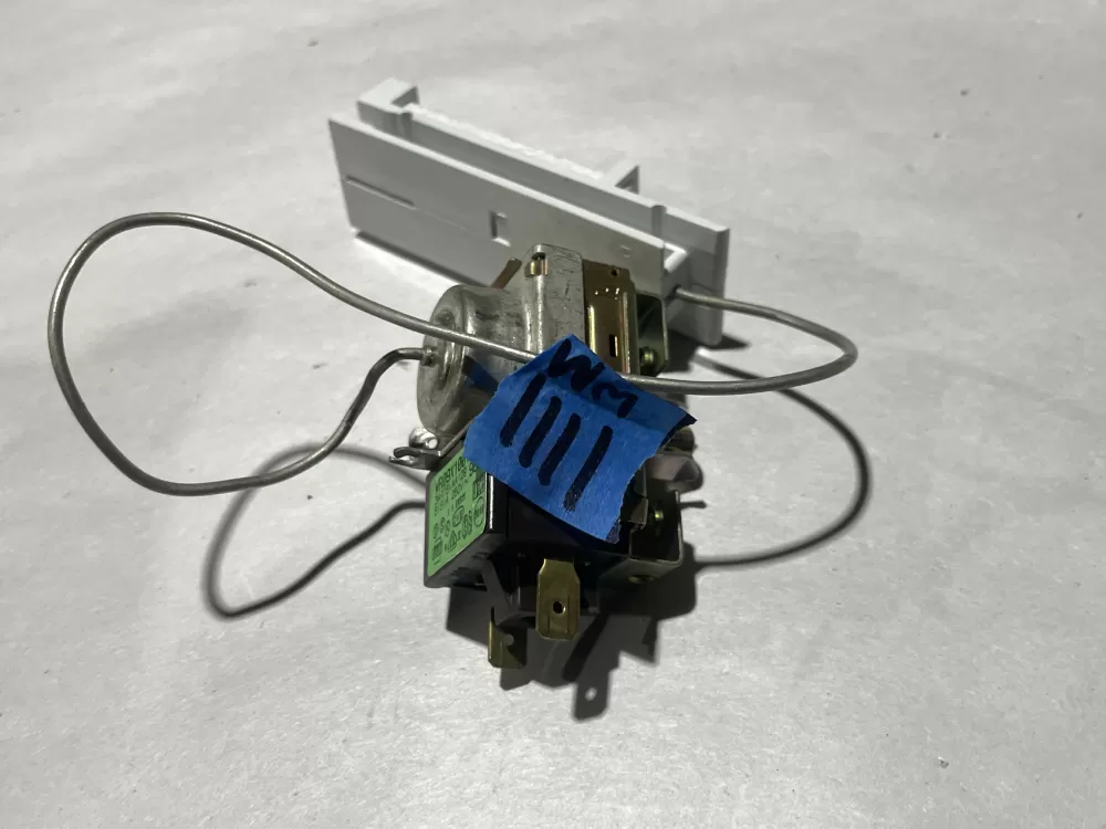 GE Kenmore WR09X10016 Refrigerator Thermostat AZ118492 | Wm1111