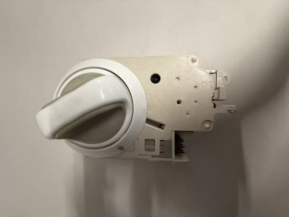 Frigidaire Kenmore 134237200 1014374 134202300 Washer Timer AZ231640 | KM422