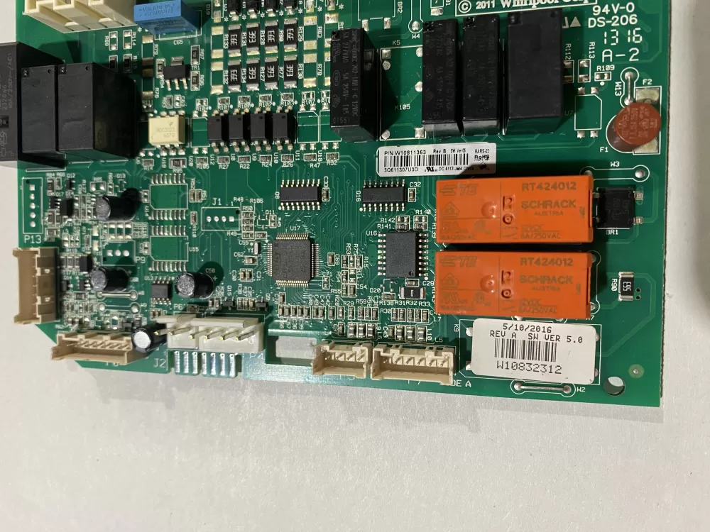Whirlpool W10811363 W10854027 Refrigerator Control Board AZ175317 | BK728