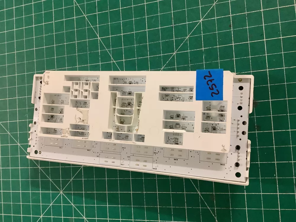 Maytag W10590852 W10639093 AZ167813 Refrigerator Control Board  | NR2572