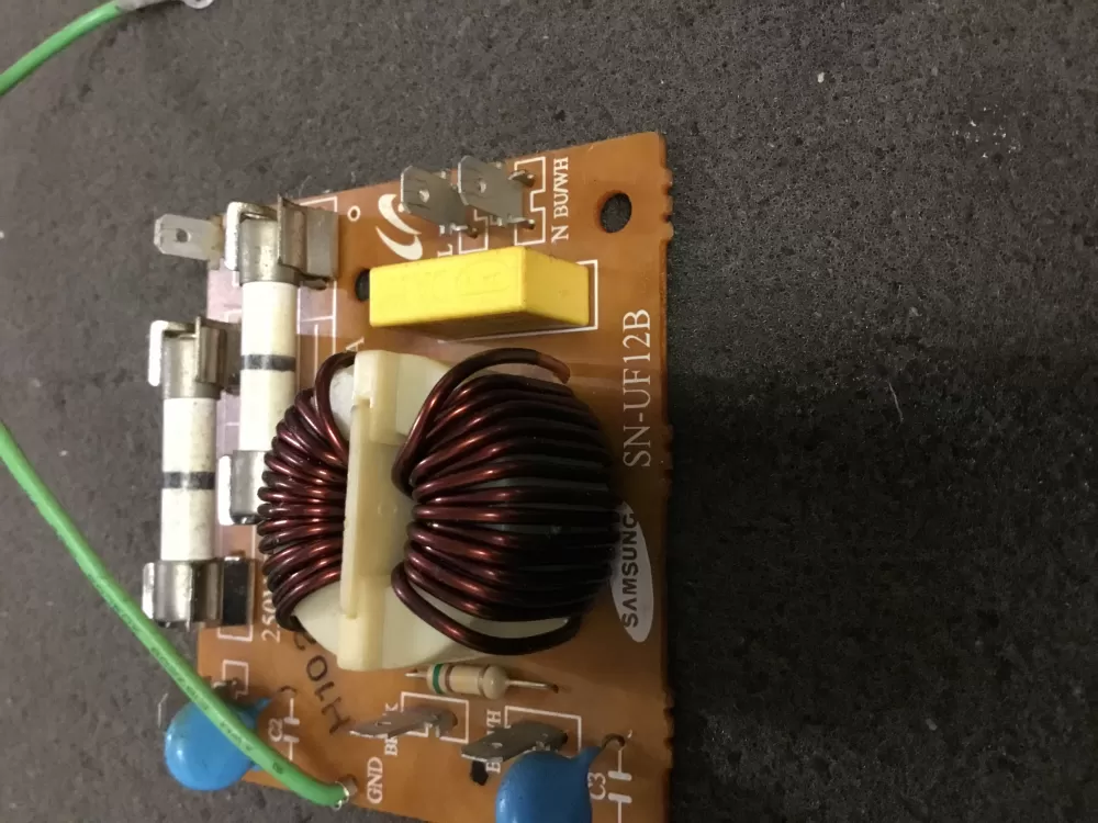 GE SN-UF12B Wb02x11244 Microwave Control Board Noise Filter AZ100653 | NR144