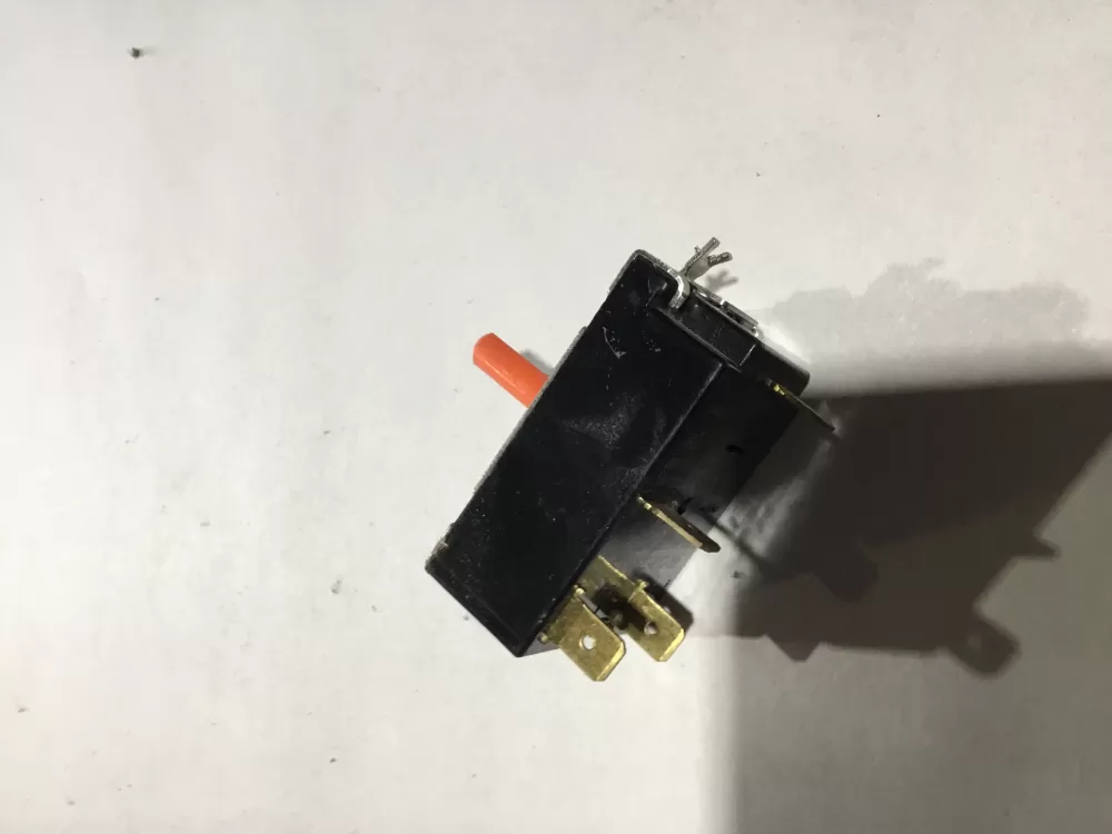 Hotpoint WE02X25282 Dryer Cycle Selector Switch AZ102194 | Sl160