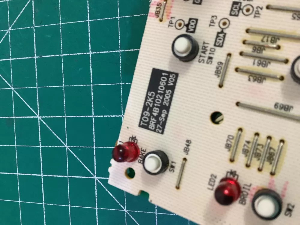 GE 8RF4B10210601 T09 2K5 Oven Control Board Wd 11206 AZ205967 | NR583