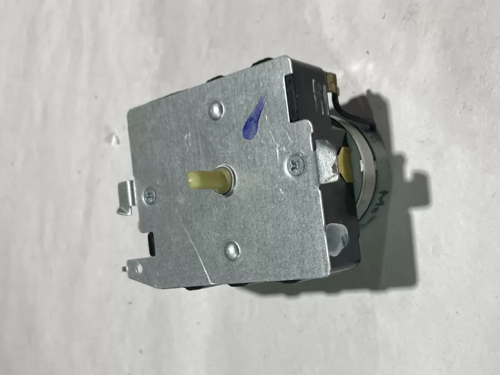 GE 212D1233P012 WE4M364 Dryer Timer AZ153386 | Wm2499