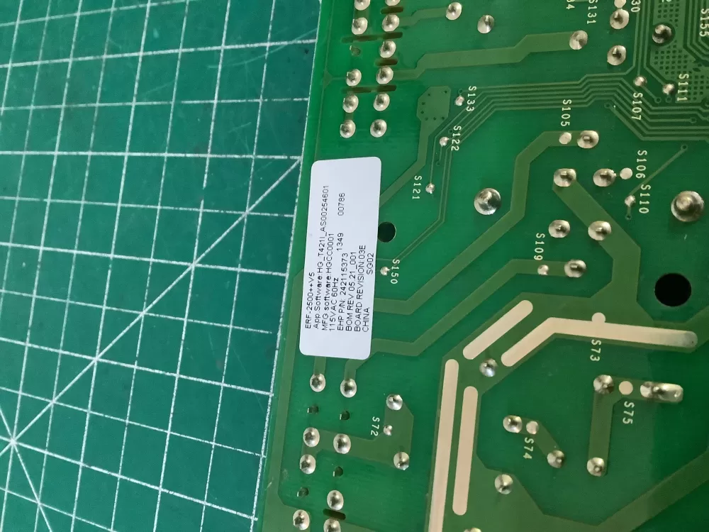 Frigidaire 242115373 Refrigerator Control Board AZ188149 | NR1939