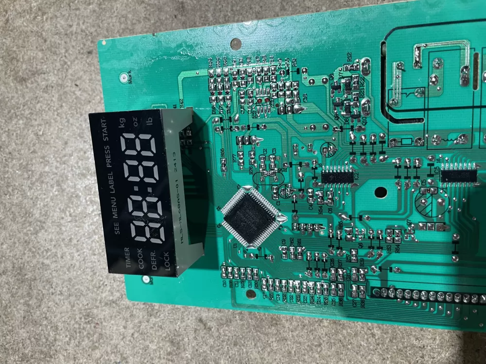 GE 700039028 Microwave Control Board AZ68071 | KM1785