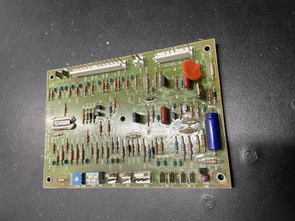 Trane 6400-1052-01 Furnace Control Board