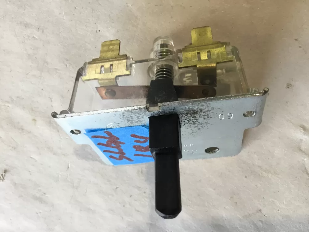 Whirlpool 348478 Dryer Start Switch AZ150034 | SL184