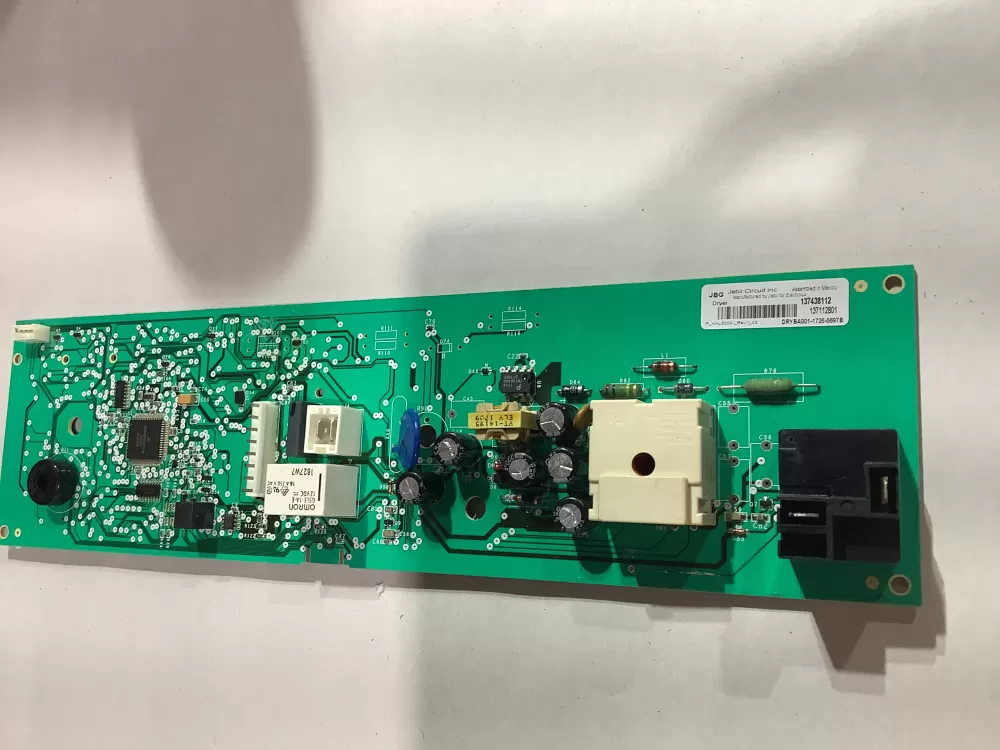 Electrolux  Frigidaire 137438112  137112801  137070890NH  AP6890120  137070890  4931144  PS12724038 Dryer Control Board