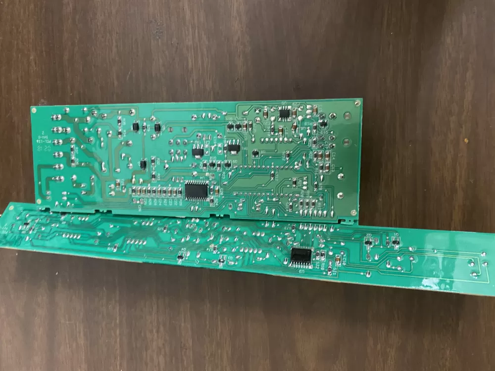 Whirlpool KitchenAid 2220512 8201658 Refrigerator Control Board AZ31644 | BK324
