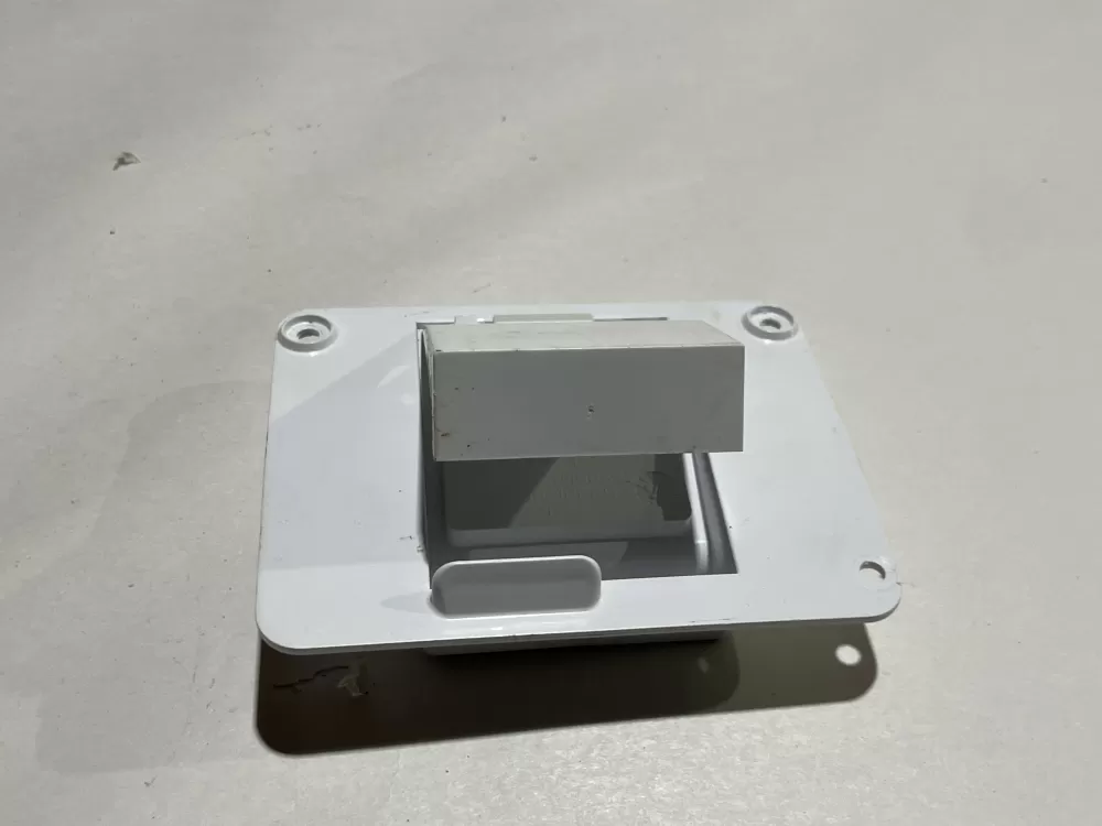 Whirlpool W10757851 4389102 Refrigerator Ice Control Board AZ145119 | Wm958