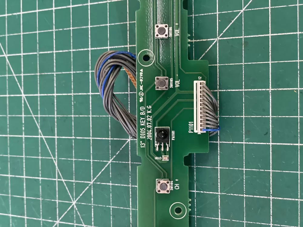 Televison Elecreonic Control Board 2004 07 02 AZ187174 | KM2714