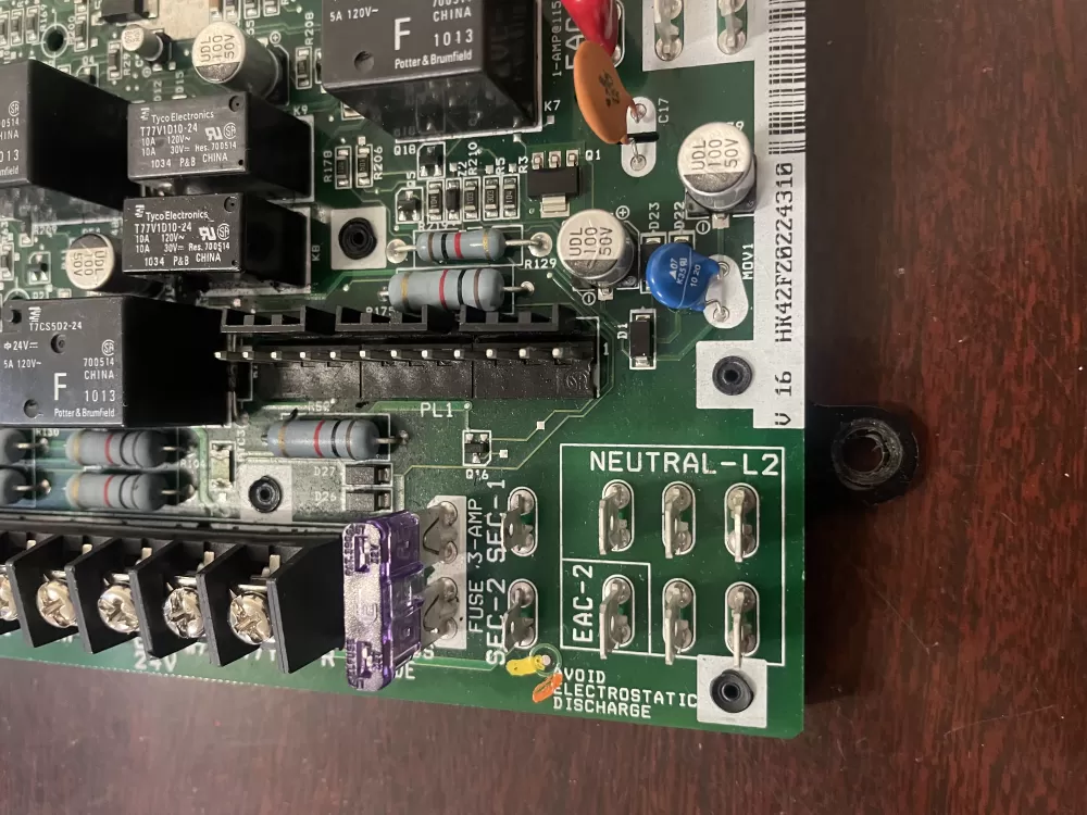 Carrier Bryant Cepl130456 01 Furnace Control Board AZ45026 | KM820